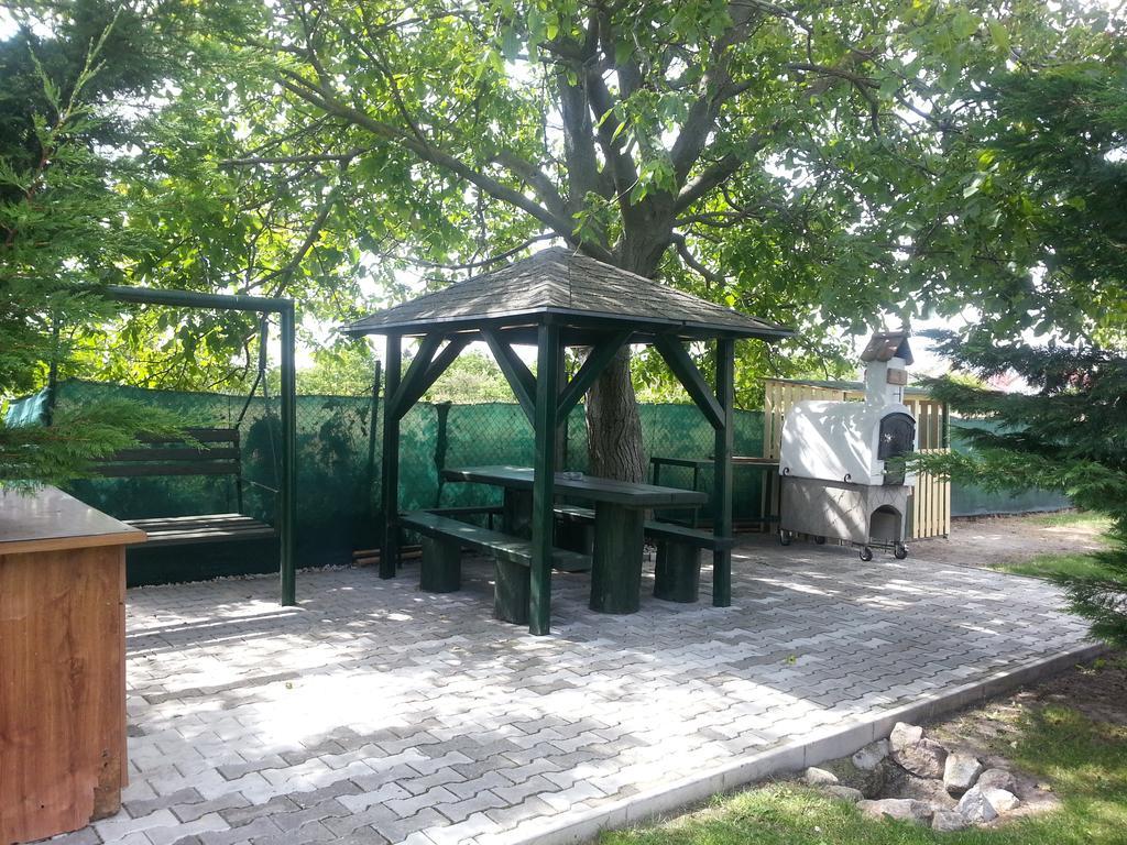 Pension Hostad Gabcikovo Экстерьер фото